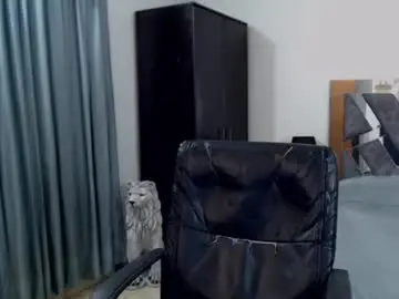 Chaturbate Sex Cam of frank_heaven_shore