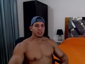 Chaturbate Free Porn Cam of frank_heaven_shore