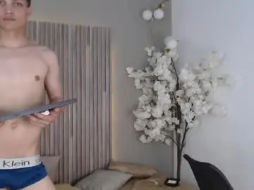 Chaturbate Live Sex Cam of jay_smile