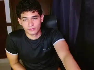 Chaturbate Live Porn of zyrosxk