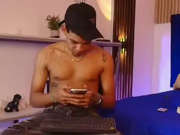 Chaturbate Adult Video Chat of bick_jhonn