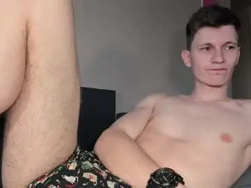 Chaturbate Sex Chat of kevin_hornyyy
