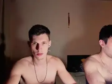 Chaturbate Sex Chat of kevin_hornyyy