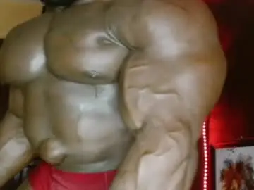 Chaturbate Live Sex Cam of musclegodsammy23