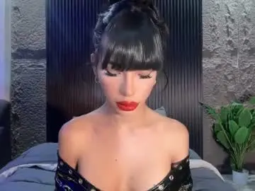 Chaturbate Live Sex Cam of asianhugecockcindy