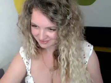 Chaturbate Free Live Porn of luxdonna
