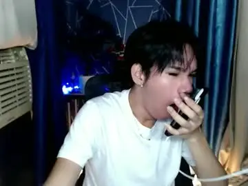 Chaturbate Nude Webcam of urboytoyheaven
