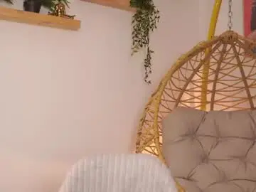 Chaturbate Best live sex cam show of artemia_