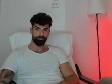 Chaturbate Live Porn of cuteeboy