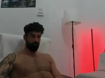 Chaturbate Live Porn of cuteeboy