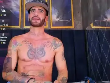 Chaturbate Free Live Porn of darwin_horny2