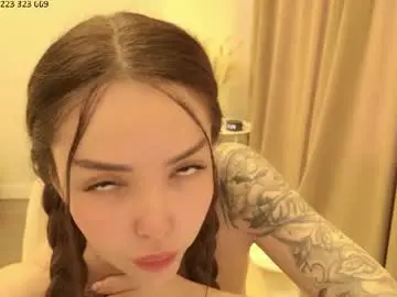 Chaturbate Live Porn of didiactive