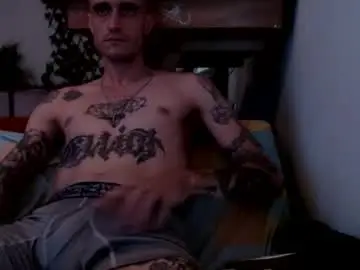 Chaturbate Live Sex Cam of ed_big_cock