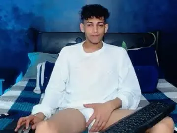 Chaturbate Free Porn Cam of matthew_hawk19