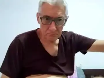 Chaturbate Live Sex Cam of cucaio18