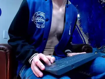 Chaturbate Nude Webcam of skyler_wild