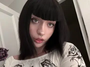 Chaturbate Live Sex Cam of vailyreb