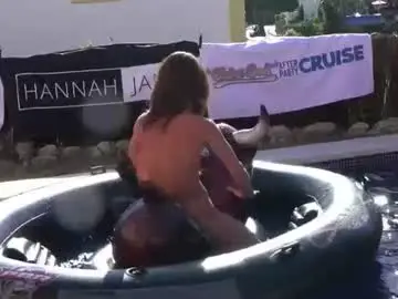 Chaturbate Sex Chat of hannahjames710