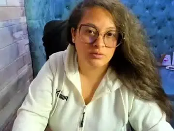 Chaturbate Adult Video Chat of sara_thonson_