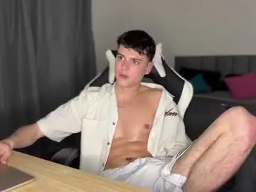 Chaturbate Live Sex Cam of thomassex0