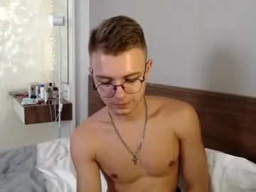 Chaturbate Sex Cam of nikikerry_cum_