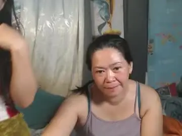 Chaturbate Free Live Porn of pinayhotmama08