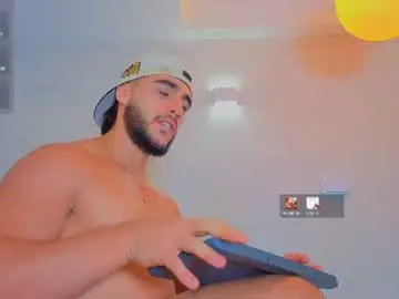 Chaturbate Free Porn Cam of scottfischer_