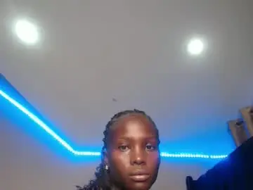 Chaturbate Watch Live Sex Cams of essy_hero