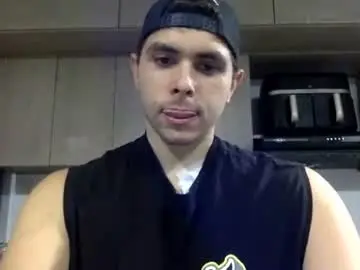 Chaturbate Live Sex Cam of liam_walk