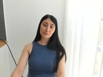 Chaturbate Adult Video Chat of linabay2