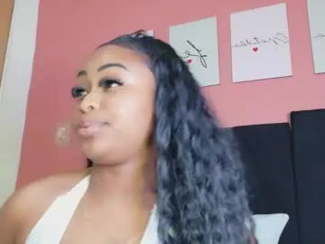 Chaturbate Free Porn Cam of mysugarmoomy