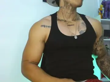 Chaturbate Live Sex of darius_phoenix