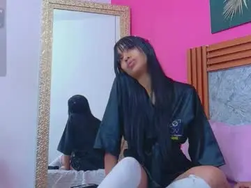 Chaturbate Free Live Porn of littlee_emilyy_