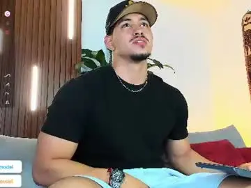 Chaturbate Adult Webcam of lucasanto_
