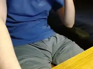 Chaturbate Live Sex Cam of readytocum90