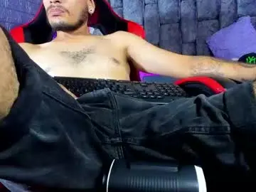 Chaturbate Live Sex of axell_cross2