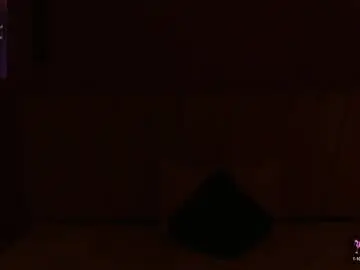 Chaturbate Watch Live Sex Cams of chloe_brownn1