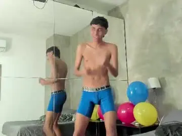 Chaturbate Best live sex cam show of brady_tyson