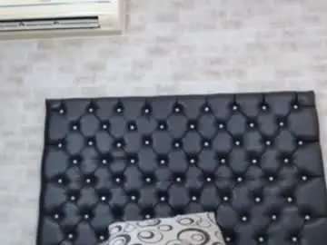 Chaturbate Live Sex Cam of zaynblaze_
