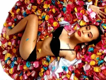 Imlive Free Porn Cam of Kaia_Gerber