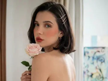 Imlive Nude Webcam of ElizaKorss