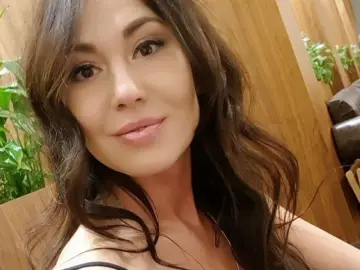 Imlive Best Webcam of JulianaGold33