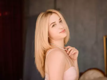 Imlive Best Webcam of HazelWhitess