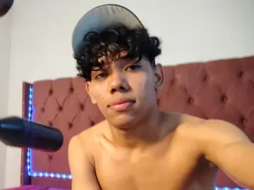 Imlive Free Porn Cam of DaviidBuckx_