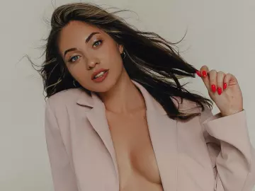 Imlive Free Porn Cam of JulianaXXX