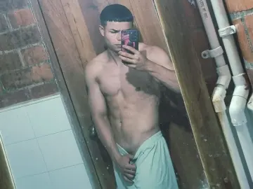 Imlive Live Porn of alexander_Cr