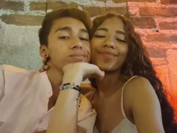 Imlive Watch Live Sex Cams of LexxyAndAres621