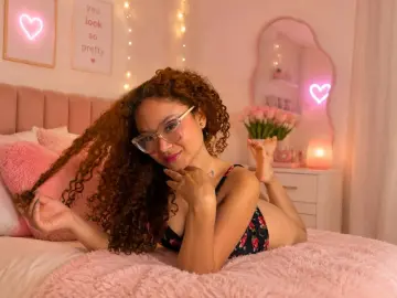 Imlive Nude Webcam of LunaBlush