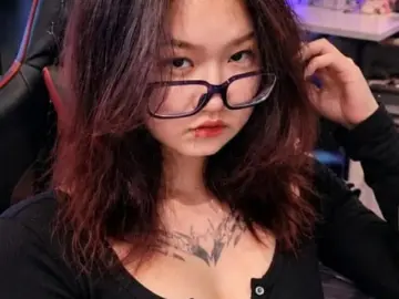Livejasmin Live Sex of TishaOyervides