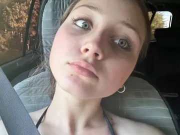 Livejasmin Free Porn Cam of HelgaHumenik